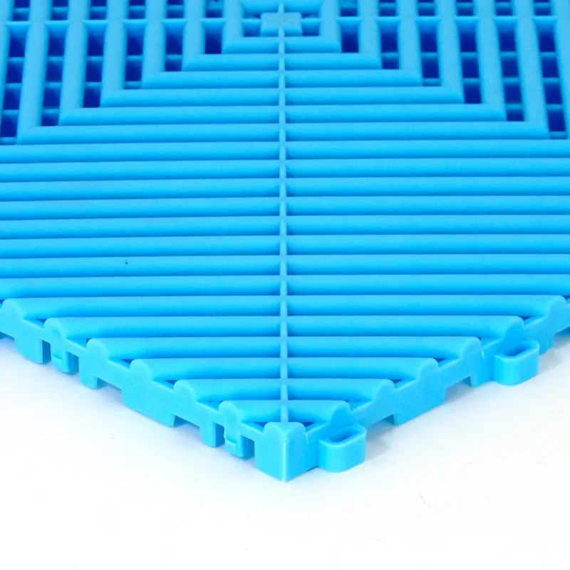 Dalle de garage clipsable CLASSIC – Bleu Clair – Effet Damier, Polypropylène 40x40cm