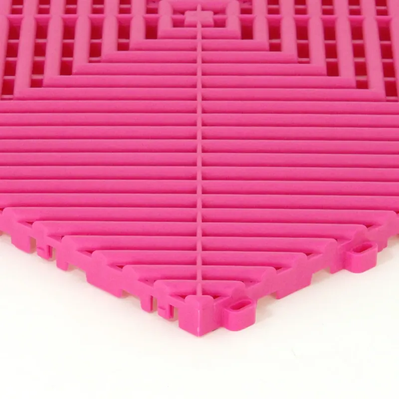 Dalle de garage clipsable CLASSIC – Rose – Effet Damier, Polypropylène 40x40cm